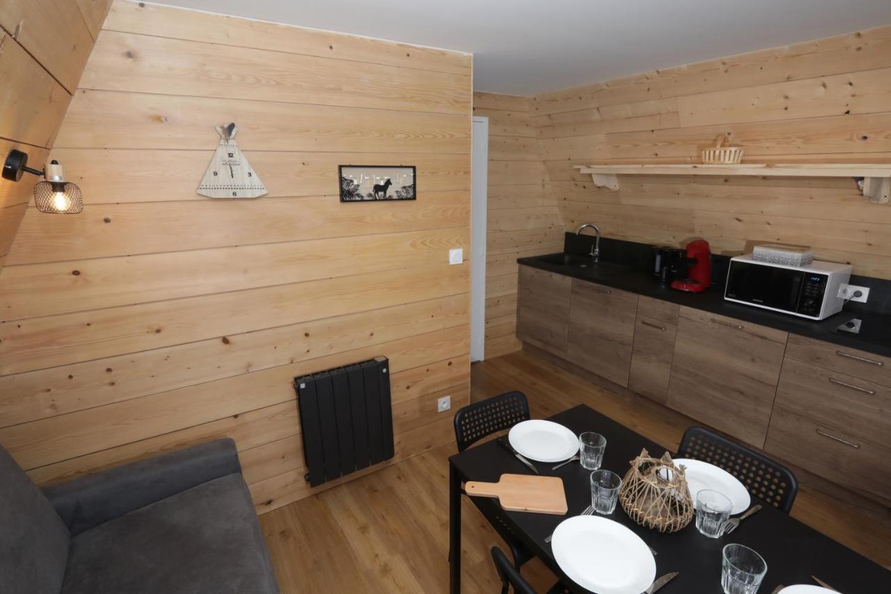 O Tipi Lodge Saint-Christo-en-Jarez エクステリア 写真