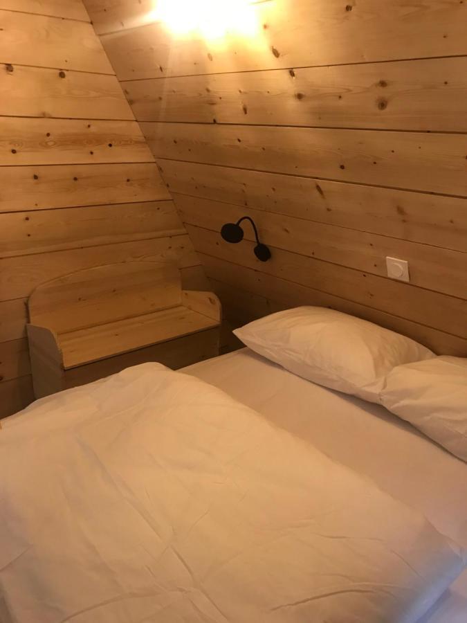 O Tipi Lodge Saint-Christo-en-Jarez エクステリア 写真
