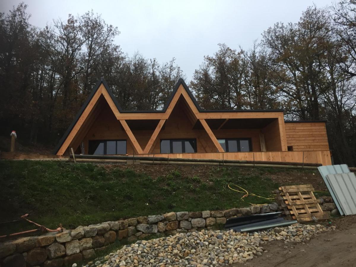 O Tipi Lodge Saint-Christo-en-Jarez エクステリア 写真
